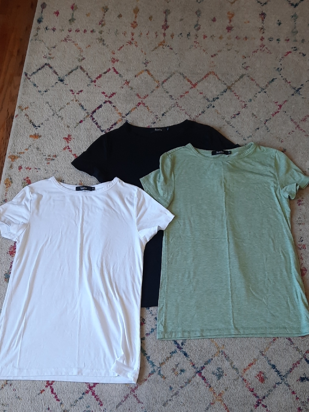 Amazon Basic T Shirts Size Small Set Of 3
